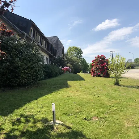 Otel La Cle Des Champs