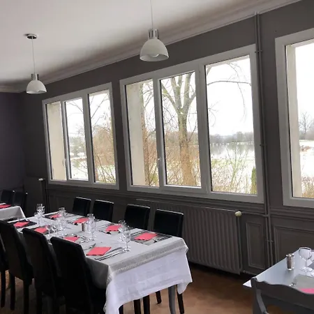 Otel La Cle Des Champs